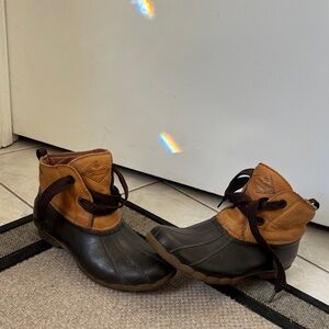 Sperry Brown and Black Ankle Boots